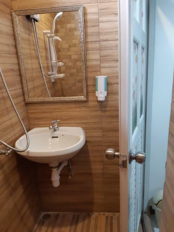 A & P House Daire Bangkok Dış mekan fotoğraf